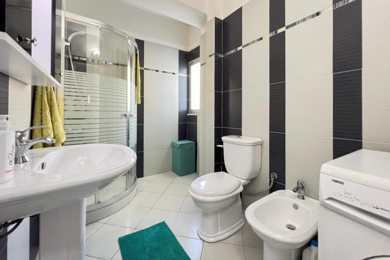 Sealavita, Modern 2 Bedroom Apartment Sea & Sunset View Vlorë Exterior foto