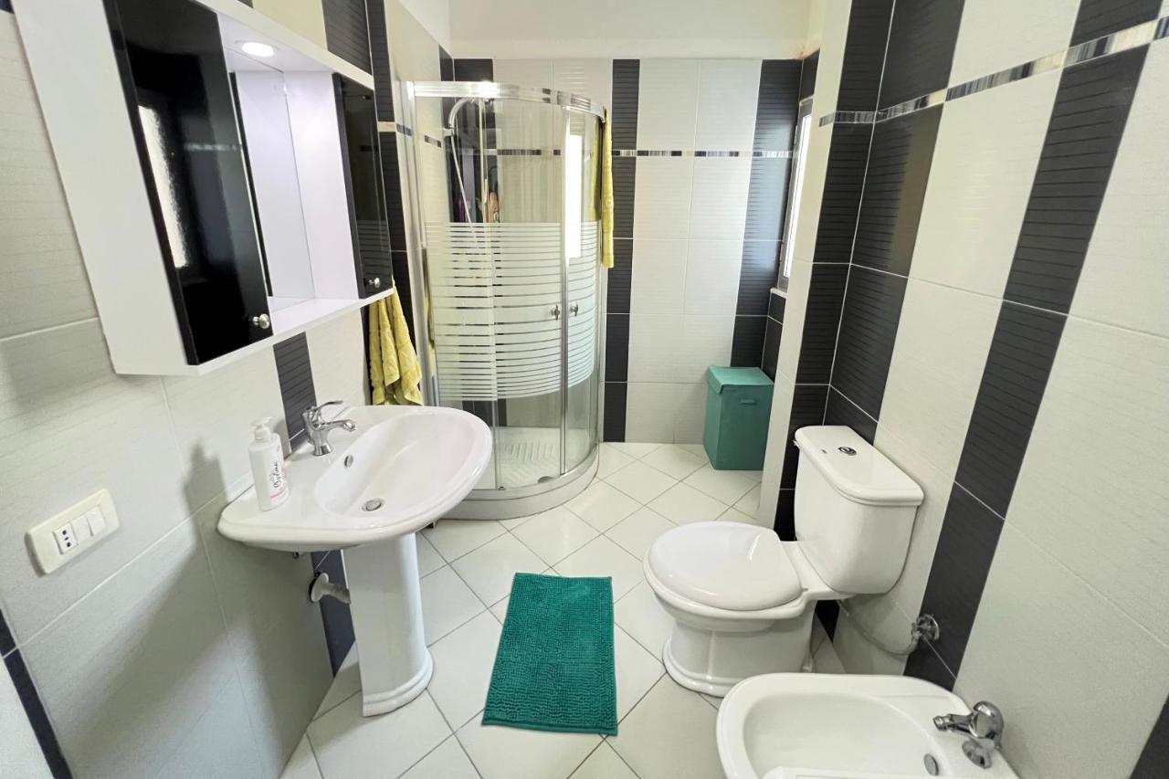 Sealavita, Modern 2 Bedroom Apartment Sea & Sunset View Vlorë Exterior foto